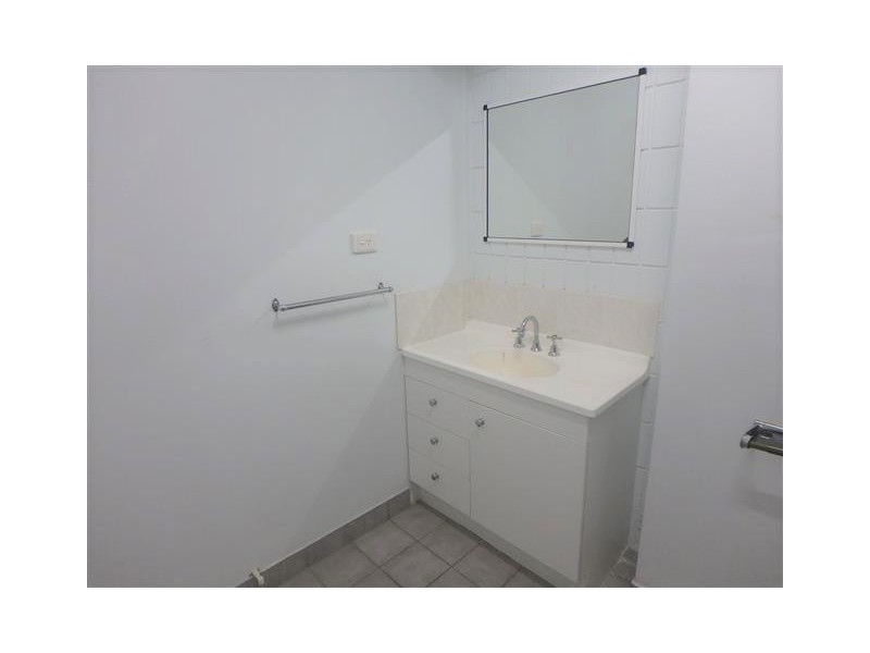 106/15-19 Gregory Street, North Ward QLD 4810