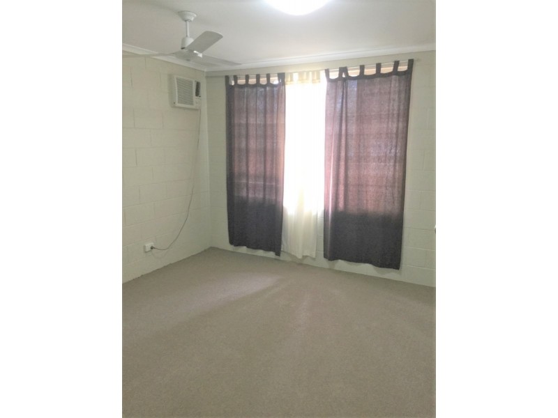 2/43 Peel Street, Garbutt QLD 4814