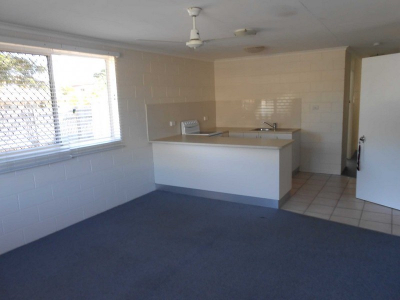 1/12 Luxton Street, Kirwan QLD 4817