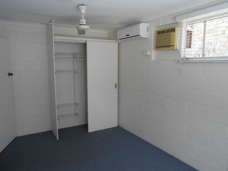 1/12 Luxton Street, Kirwan QLD 4817
