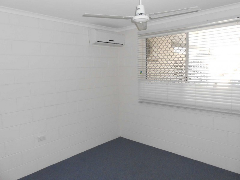1/12 Luxton Street, Kirwan QLD 4817