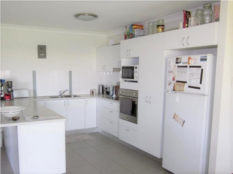 1 Meridian Court, Burdell QLD 4818