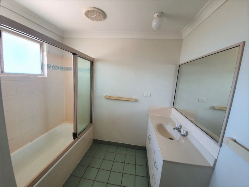 8/45-47 Park Street, Pimlico QLD 4812