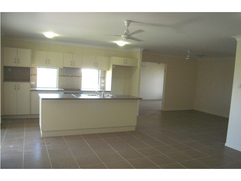 21 Apple Gum Avenue, Mount Low QLD 4818