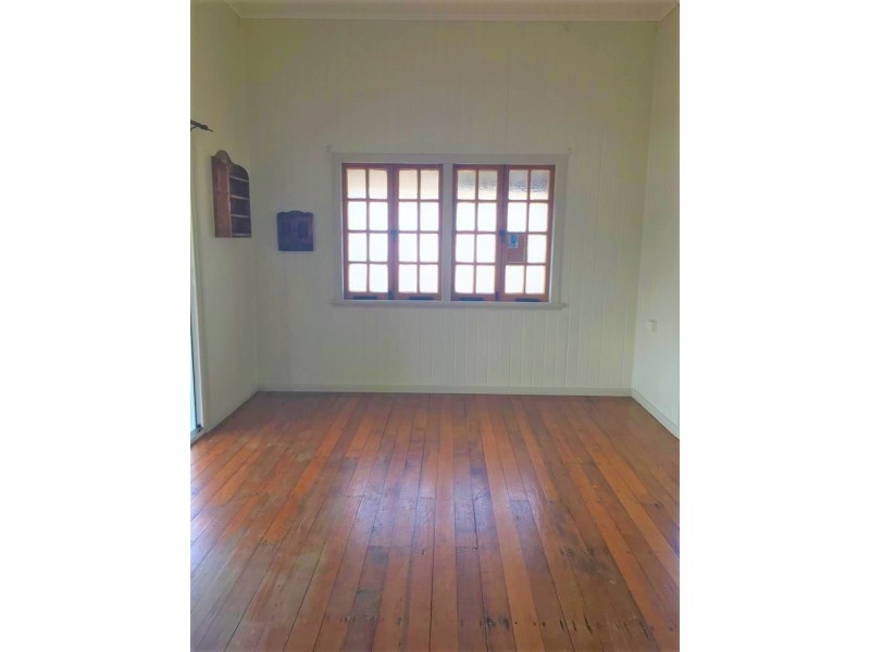 155 Kings Road, Pimlico QLD 4812