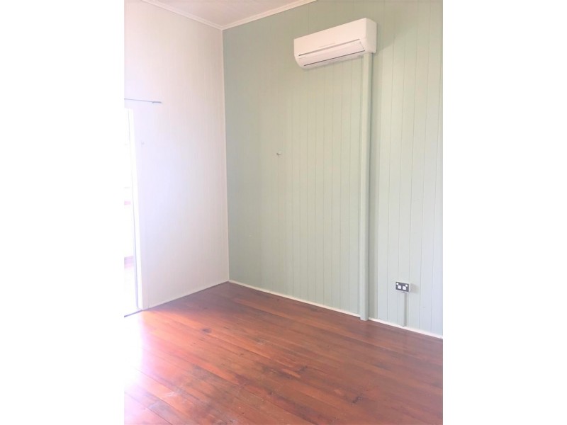 155 Kings Road, Pimlico QLD 4812