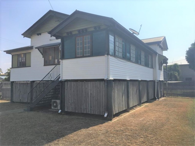 155 Kings Road, Pimlico QLD 4812