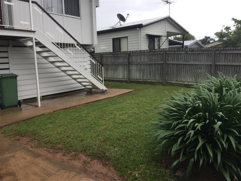 2/3 McDougall Street, Currajong QLD 4812