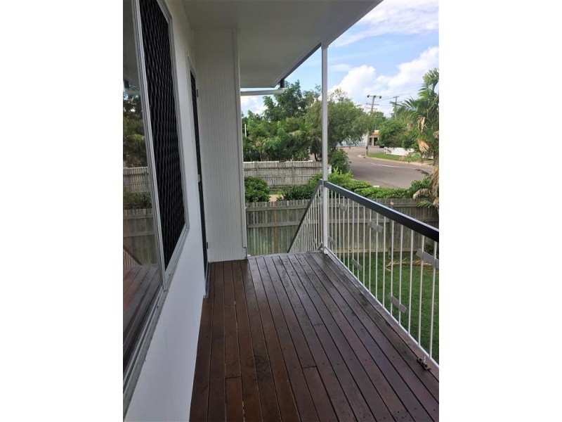 2/3 McDougall Street, Currajong QLD 4812