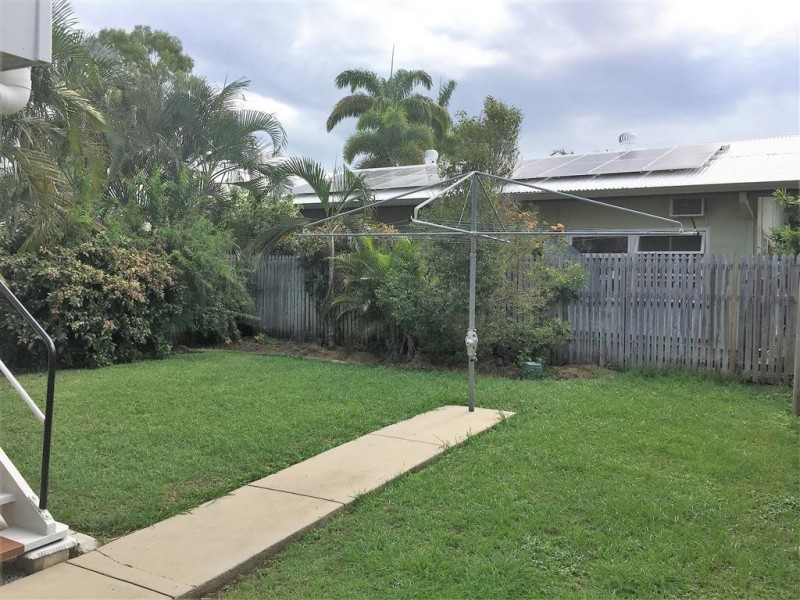 2/3 McDougall Street, Currajong QLD 4812