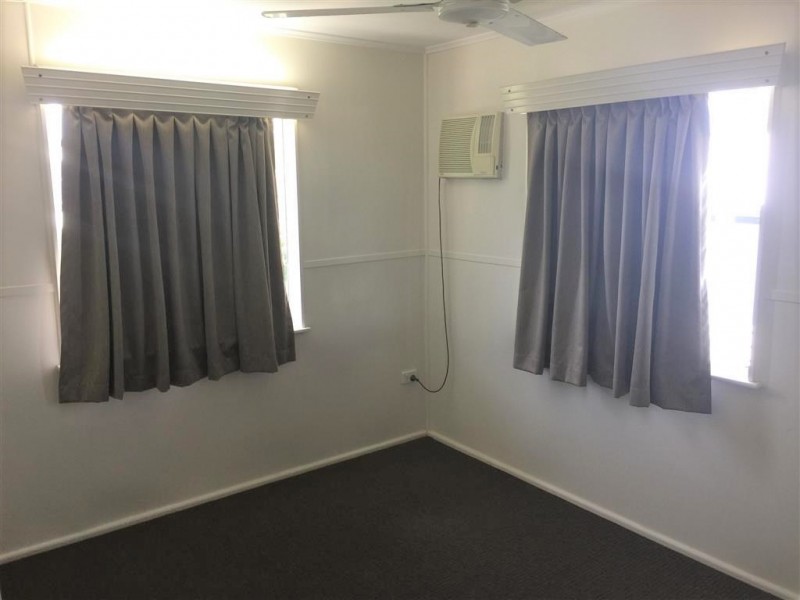 2/3 McDougall Street, Currajong QLD 4812