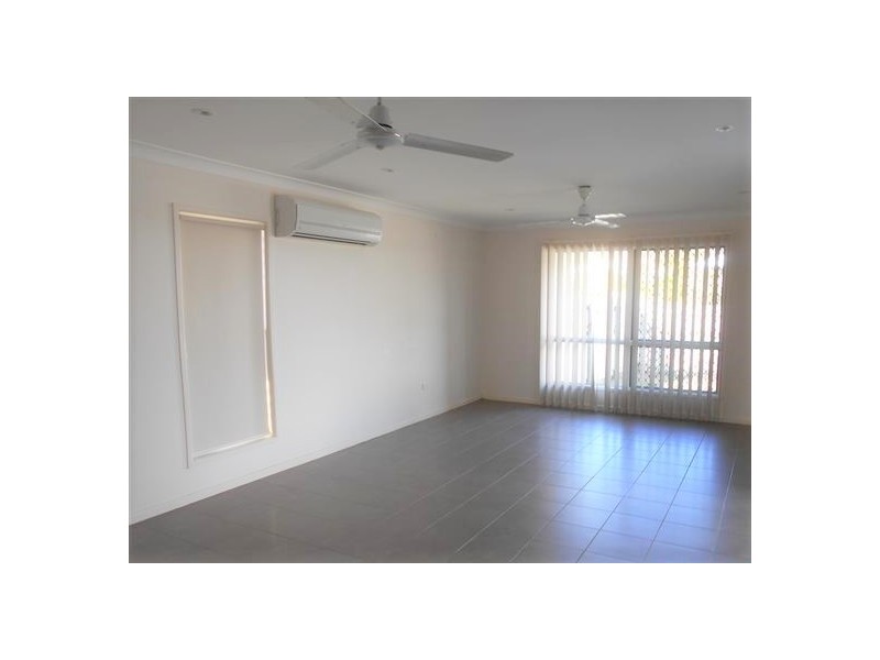 16 Pierce Street, Mount Louisa QLD 4814