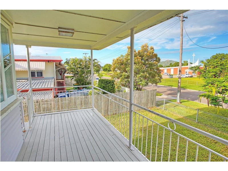 16 Stafford Street, Gulliver QLD 4812