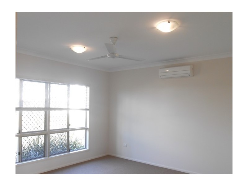 51 Beach Oak Drive, Mount Low QLD 4818