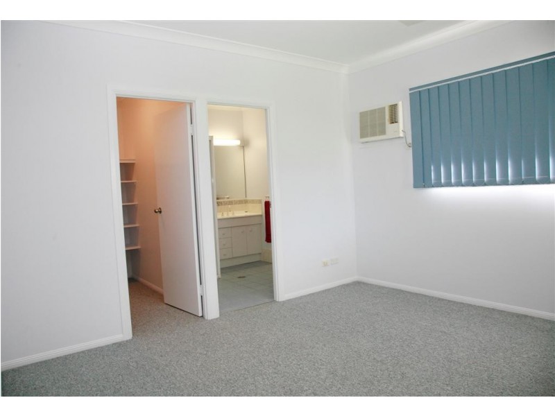 13 Alpina Place, Kirwan QLD 4817