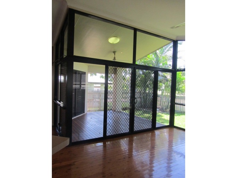 8 Fantail Court, Douglas QLD 4814