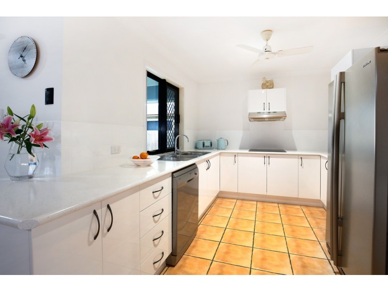 25 Woodlake Avenue, Kirwan QLD 4817