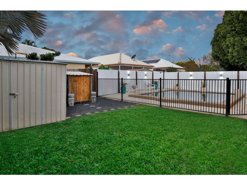 25 Woodlake Avenue, Kirwan QLD 4817