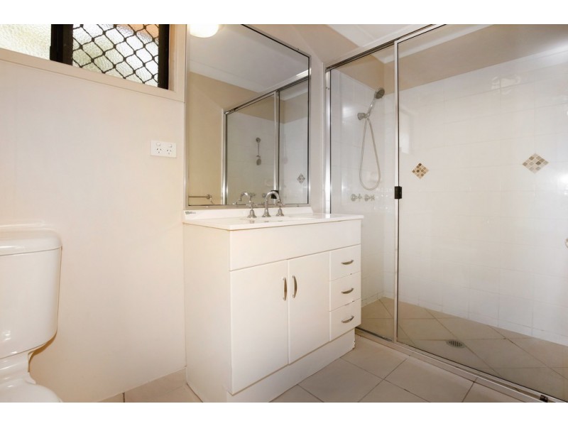 4 Fontwell Court, Burdell QLD 4818