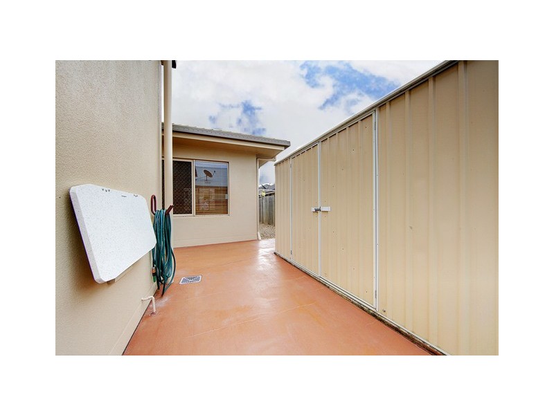 13 Petrie Way, Idalia QLD 4811