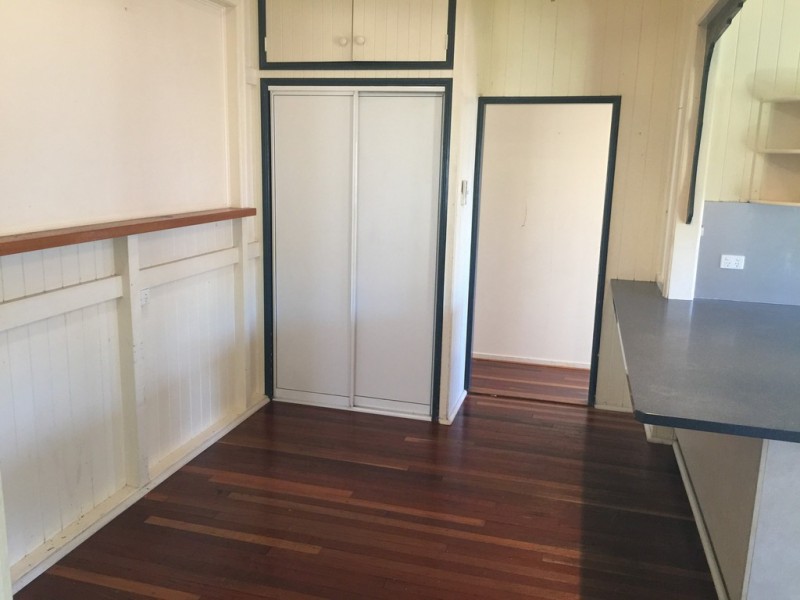 10 Sycamore Street, Pimlico QLD 4812