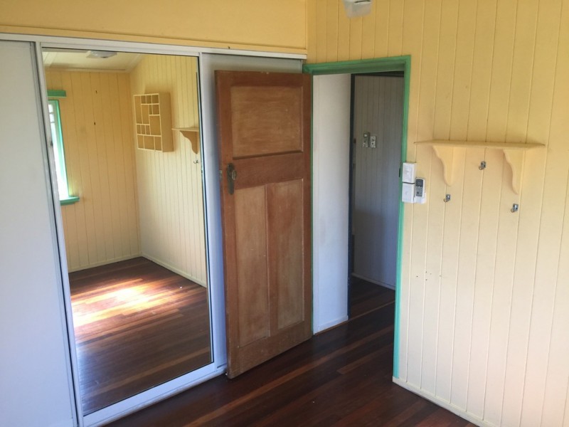 10 Sycamore Street, Pimlico QLD 4812