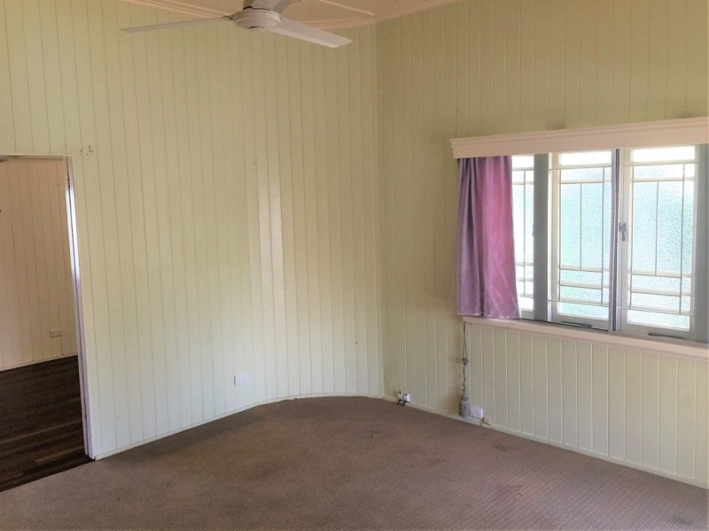 10 Sycamore Street, Pimlico QLD 4812