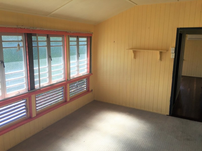 10 Sycamore Street, Pimlico QLD 4812