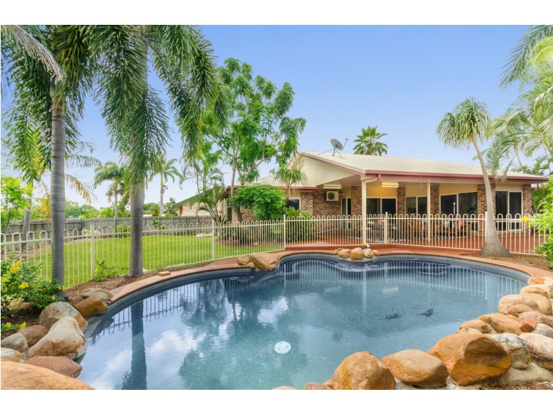 4 Clarence Court, Kirwan QLD 4817