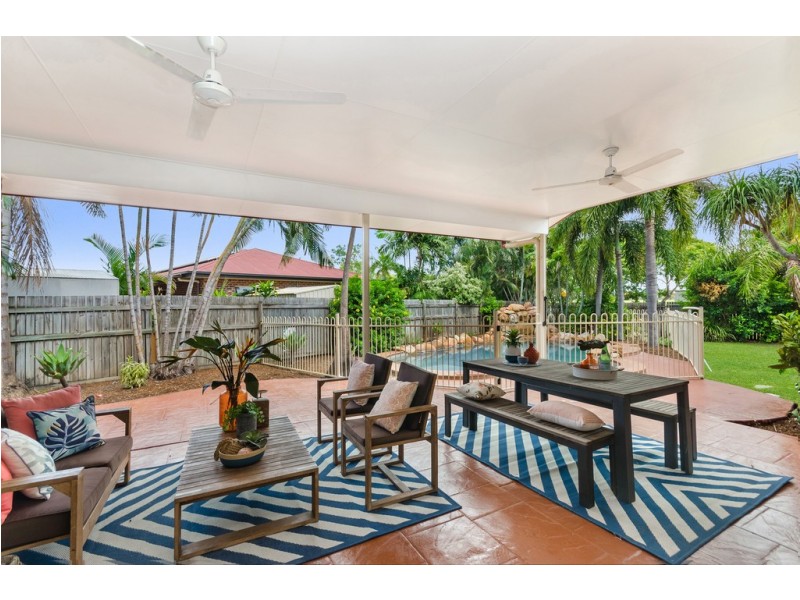 4 Clarence Court, Kirwan QLD 4817