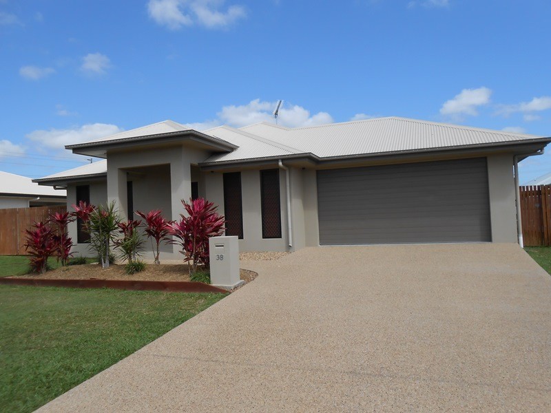 38 Stoneville Circuit, Mount Louisa QLD 4814