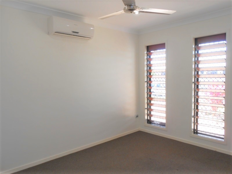 38 Stoneville Circuit, Mount Louisa QLD 4814