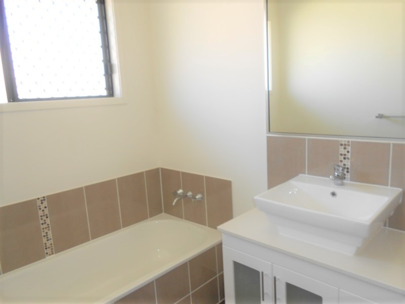 38 Stoneville Circuit, Mount Louisa QLD 4814