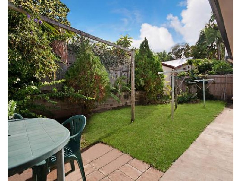 2/425 Walker Street, Townsville City QLD 4810