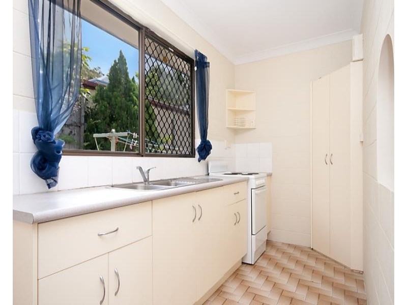 2/425 Walker Street, Townsville City QLD 4810