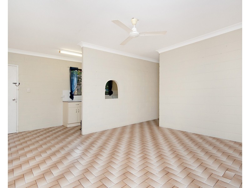 2/425 Walker Street, Townsville City QLD 4810