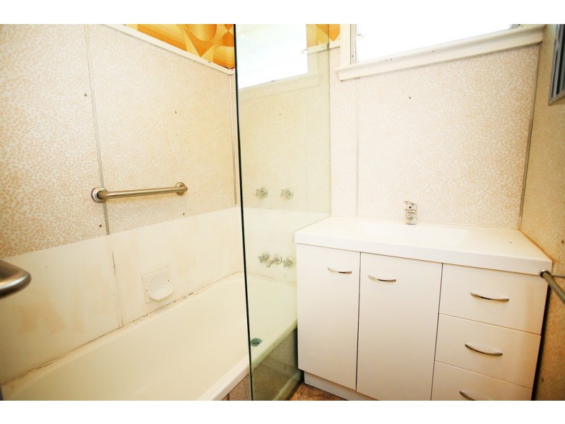 40 Choonda Street, Cranbrook QLD 4814