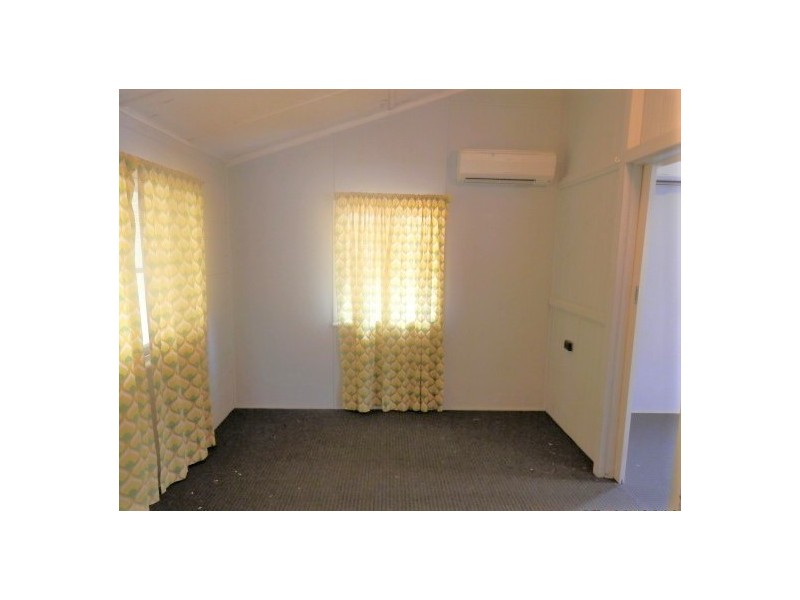 71 Armstrong Street, Hermit Park QLD 4812