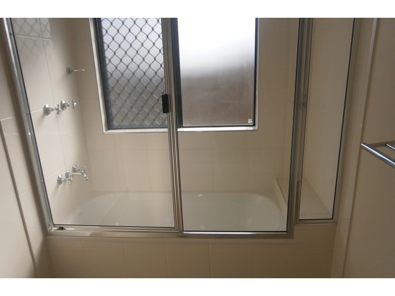 4 Summergold Street, Mount Low QLD 4818