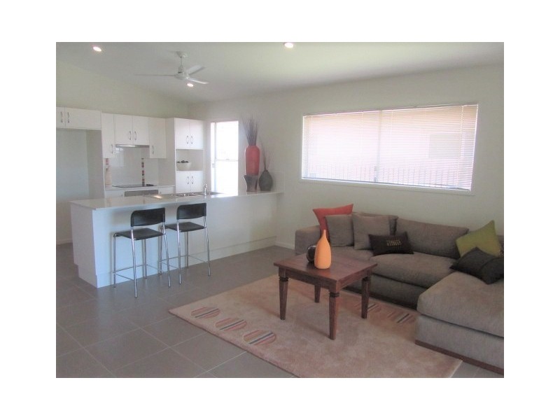 13 Iona Avenue, Burdell QLD 4818