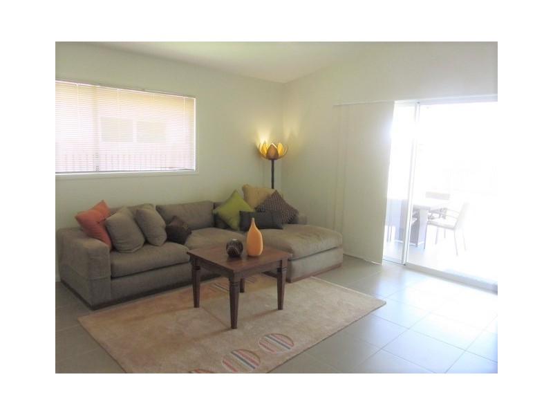 13 Iona Avenue, Burdell QLD 4818