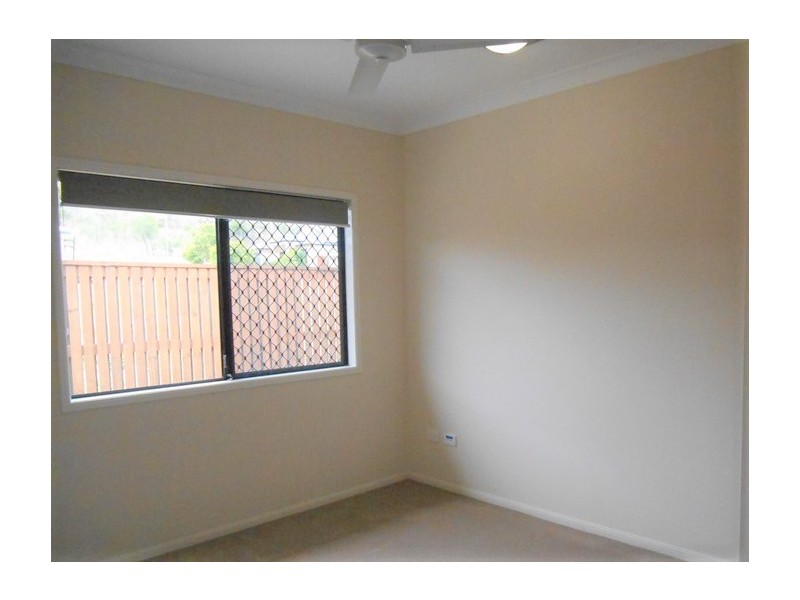 53 Rattray Street, Bushland Beach QLD 4818
