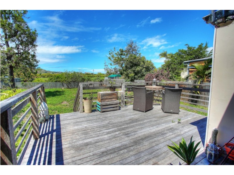 29 Philp Street, Hermit Park QLD 4812