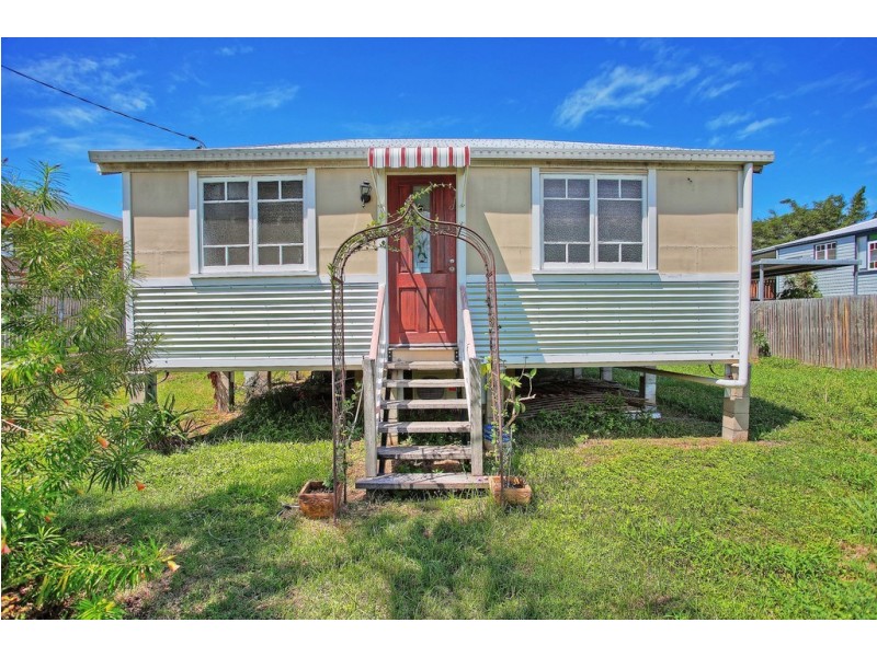 29 Philp Street, Hermit Park QLD 4812