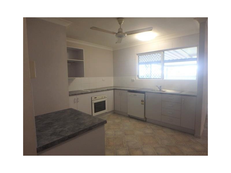 88 Kern Brothers Drive, Kirwan QLD 4817