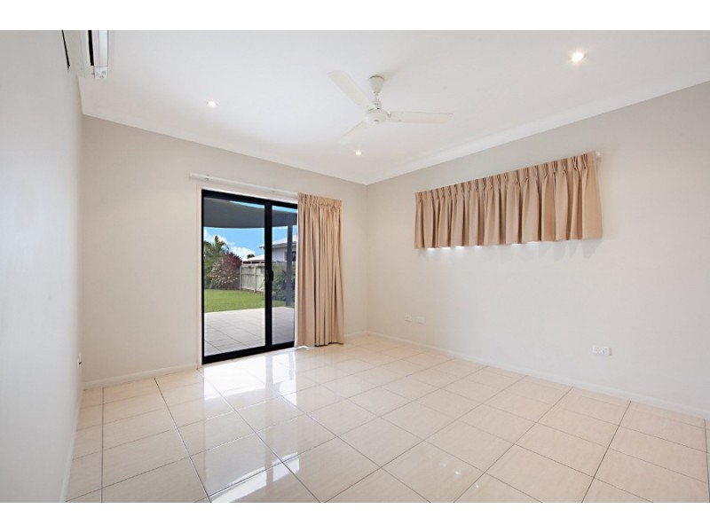 1 Newhaven Place, Idalia QLD 4811