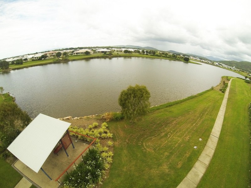 1 Newhaven Place, Idalia QLD 4811