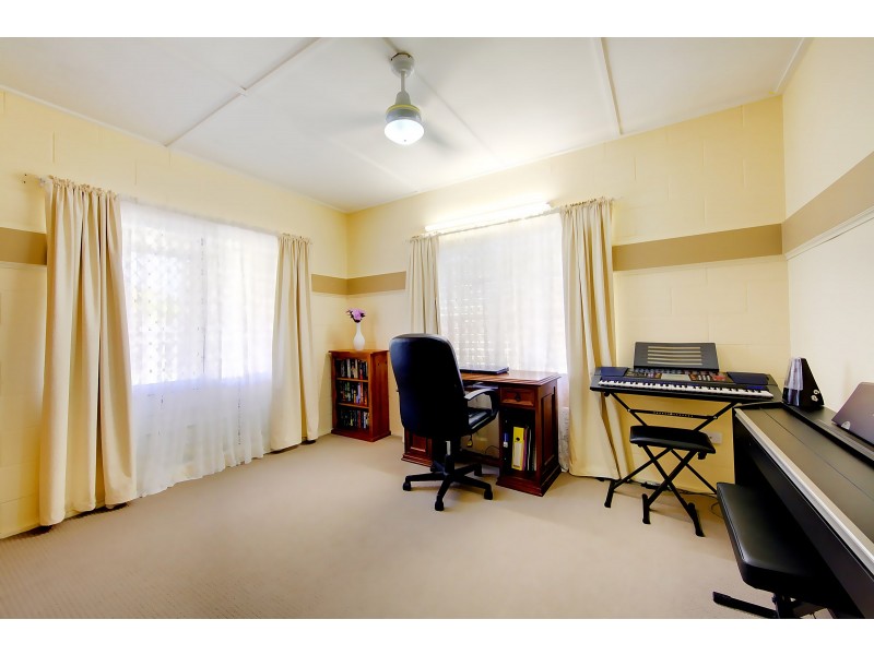 29 Kulgun Crescent, Kelso QLD 4815