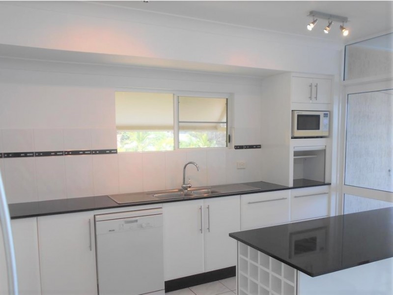 5/377 Stanley Street, North Ward QLD 4810