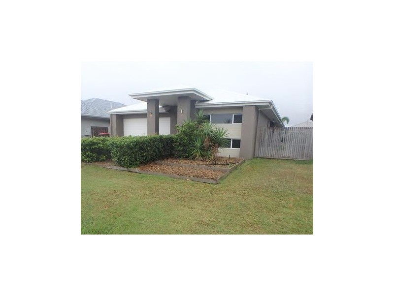 14 Batiki Circuit, Burdell QLD 4818